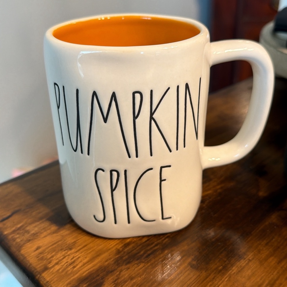 Rae Dunn pumpkin spice mug. Orange inside